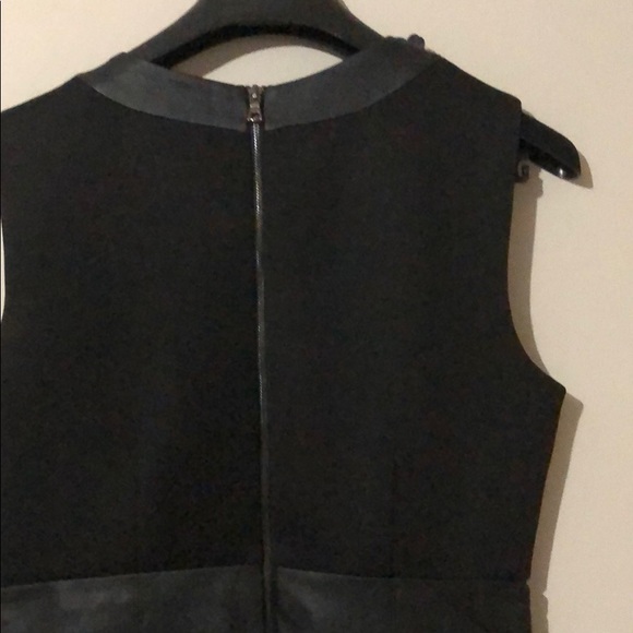 Dress - Picture 4 of 5